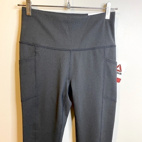 NWT Reebok Graphic High Rise Capri Performance Leggings Charcoal Gray Size Small - Picture 4 of 12